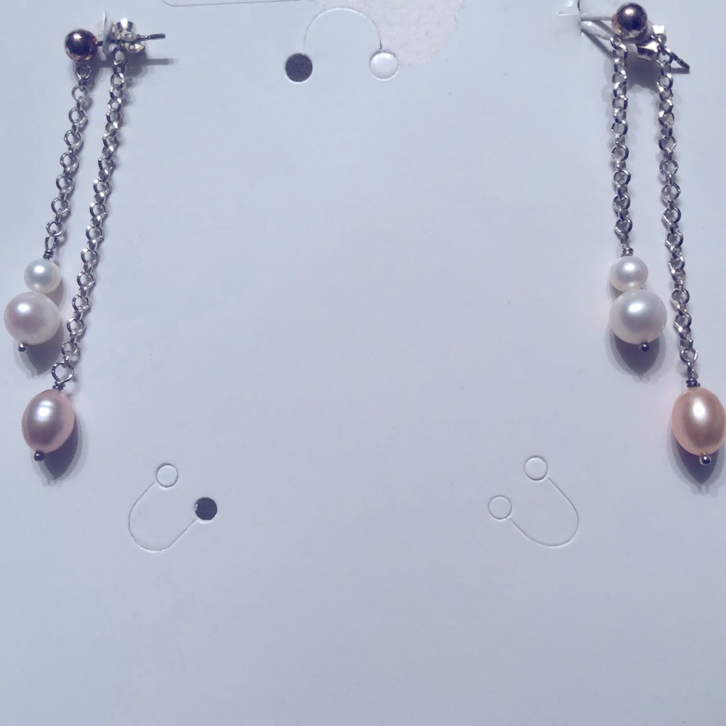 Pearl Earrings 22$